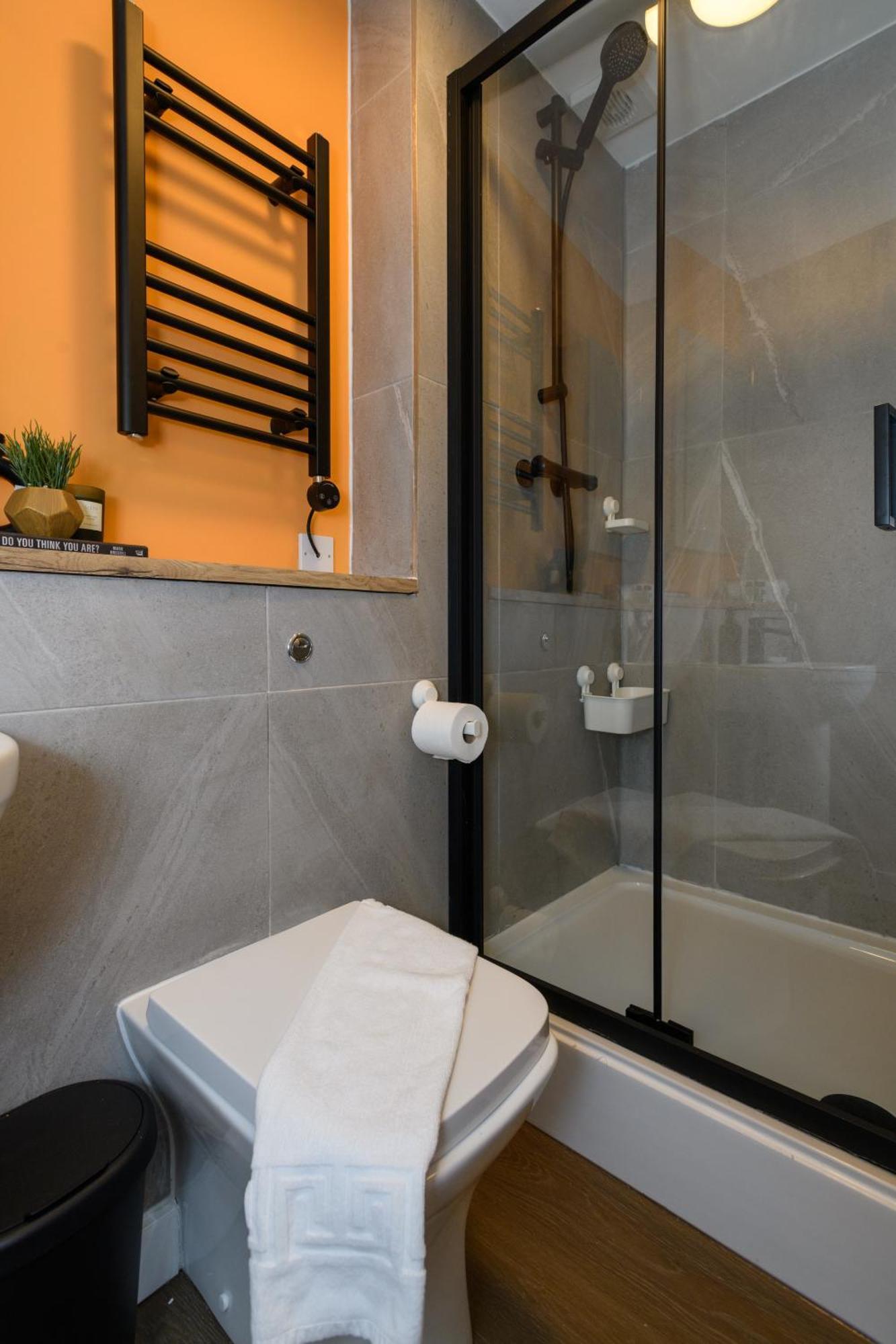 Gad Suite By Koya Homes - 2 Ensuite Bedroom Apartment, Cardiff City Centre, Free Parking Exterior foto